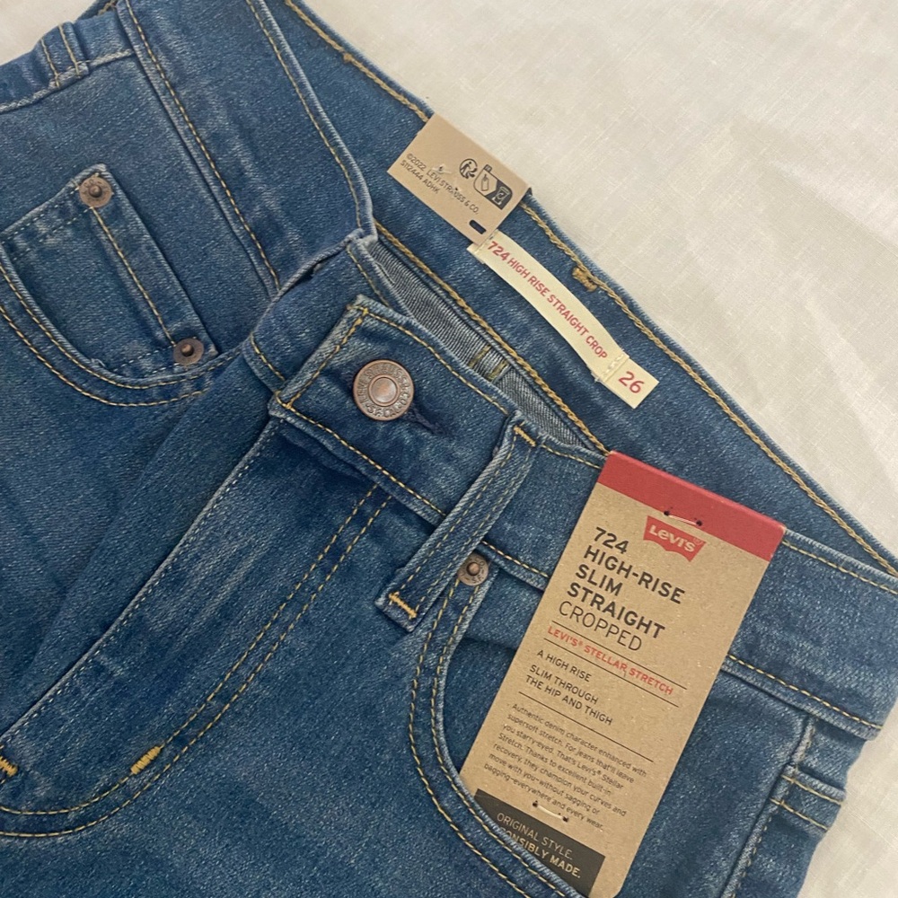 Levi's High-Rise Slim Straight Size 26 Jeans
